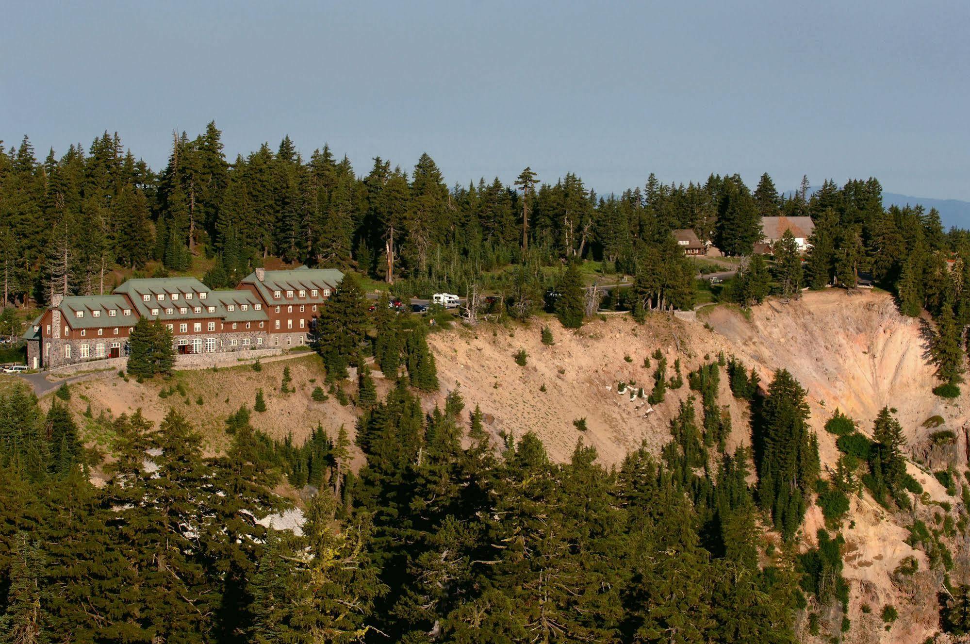 Crater Lake Lodge เชโมลต์ ภายนอก รูปภาพ